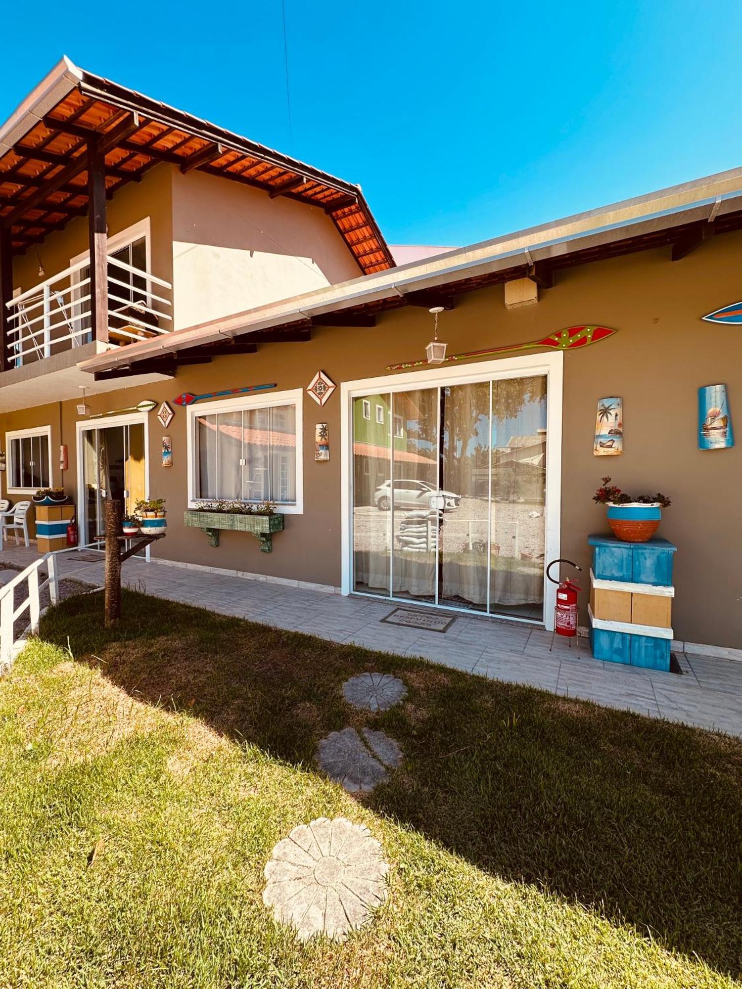 Chalé e Casas em Бомбиняс Екстериор снимка